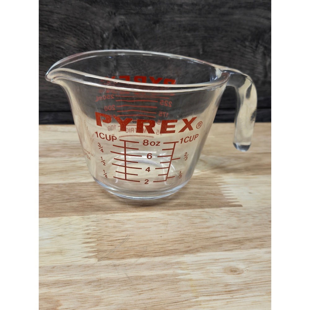 Vintage Pyrex 1 Cup Glass Measuring Cup Red Lettering 8oz 250ml Clear Glass